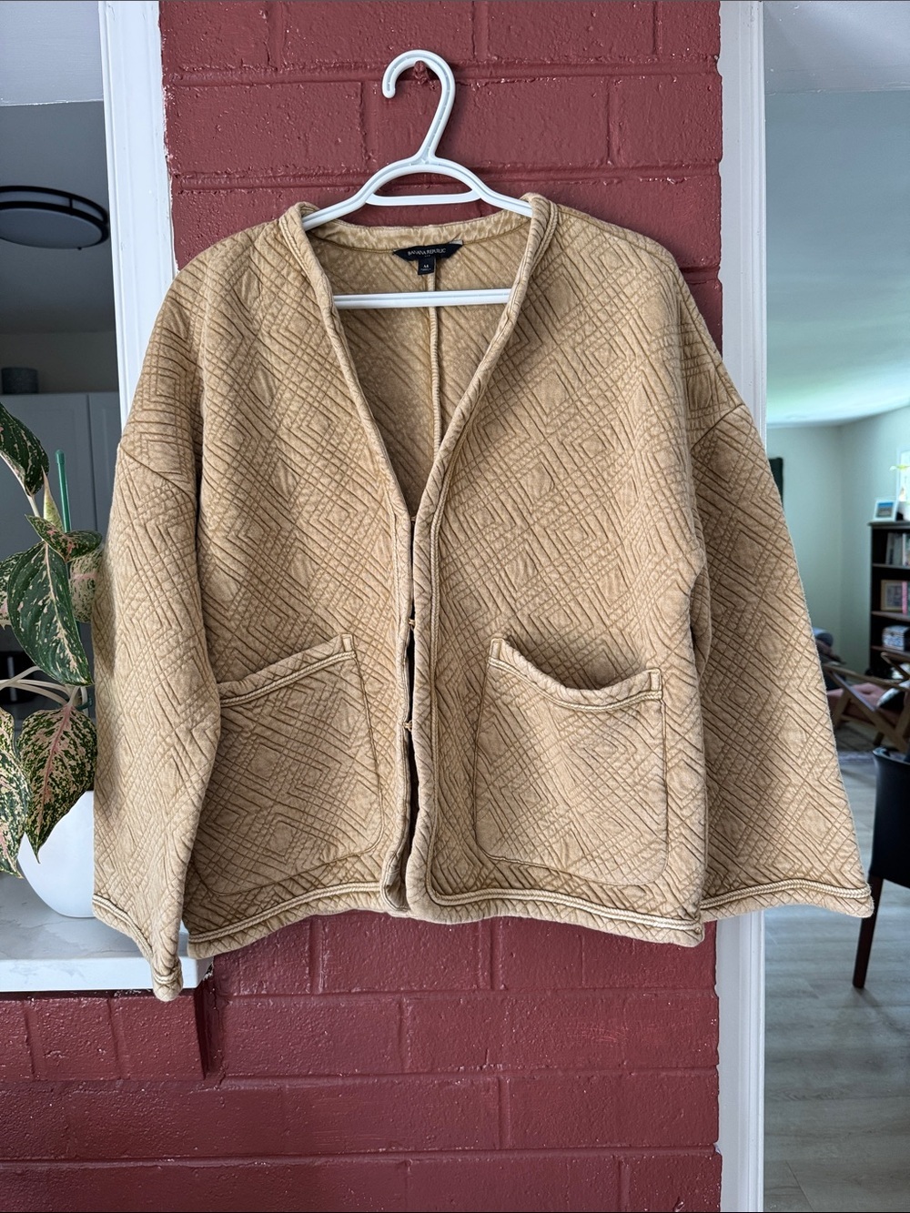 Banana Republic Women's Quilted Cardigan Shacket with Patch Pockets Medium